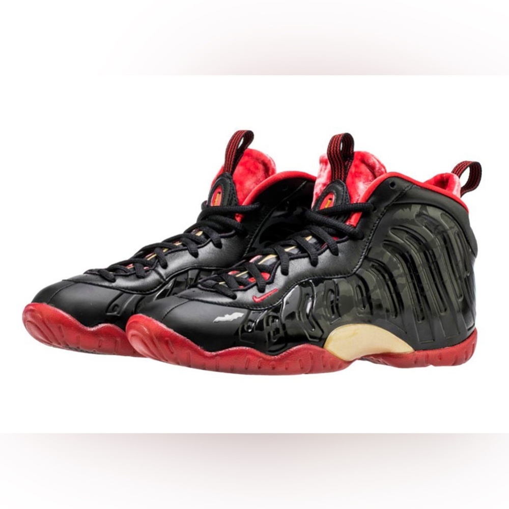Nike Air Foamposite One ‘Dracula’ - 7Y/8.5W